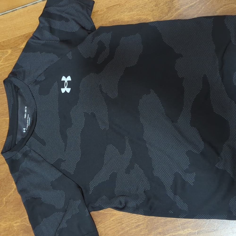 Under Armour kids shirt